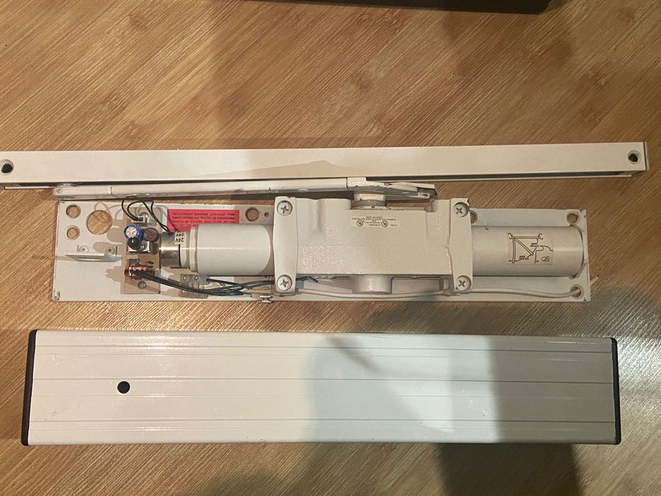 доводчик dorma made in USA