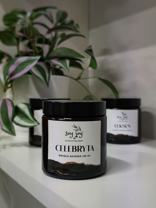 Świeca sojowa zapachowa Celebryta - słoik 120 ml