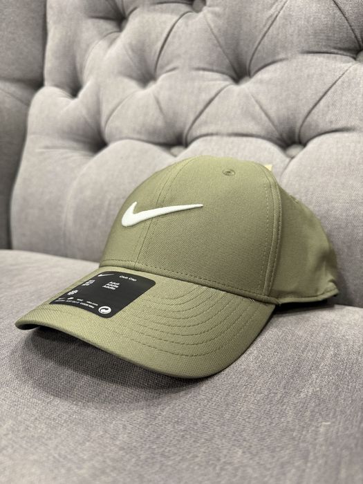 Кепка чоловіча Nike Baseball Dri-Fit Club Olive FB5625-222 хакі оригінал нова