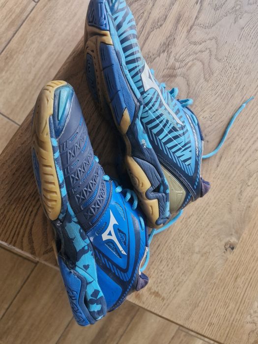 Bjty do siatkówki Mizuno wave 39