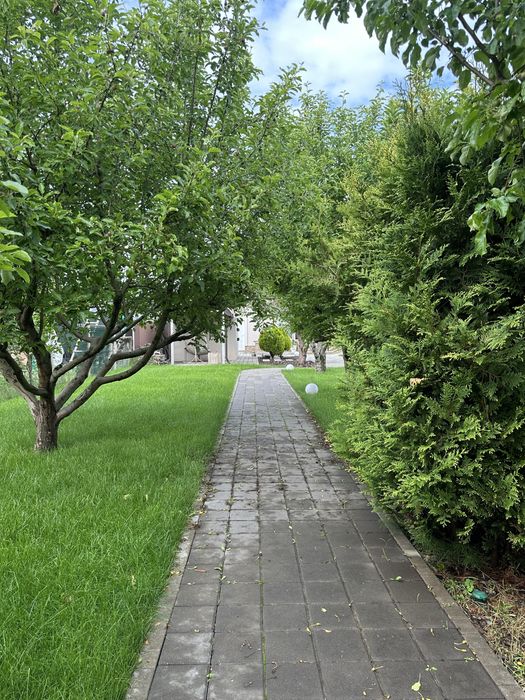 Сучасний будинок 240 м² на ділянці 12 соток Біла Церква