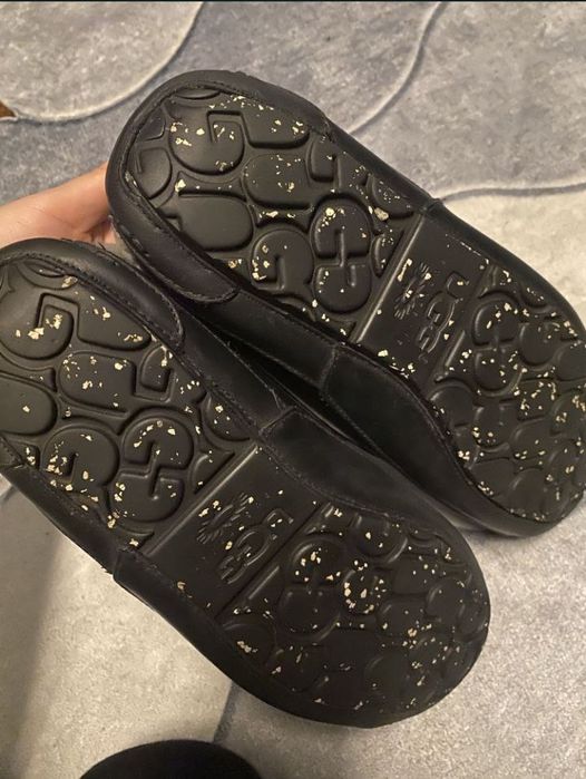 Зимові мокасини  UGG оригінал 41 р