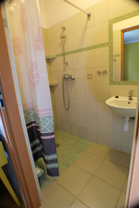 Pokoje z łazienkami. Skorochów, nad jeziorem Nyskim. Dla pracowników.