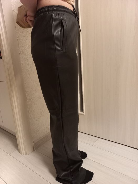 Продам штани на резинці