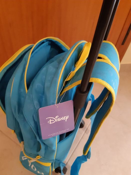 Mochila nova Winnie the Pooh com trolley