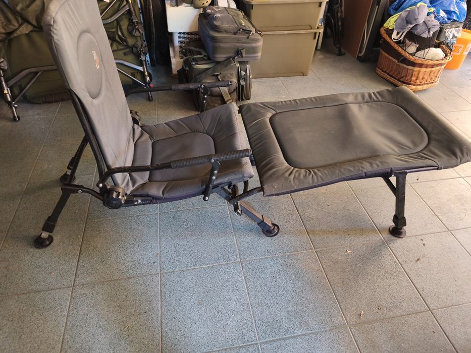 Fotel Elektrostatyk z podnóżkiem