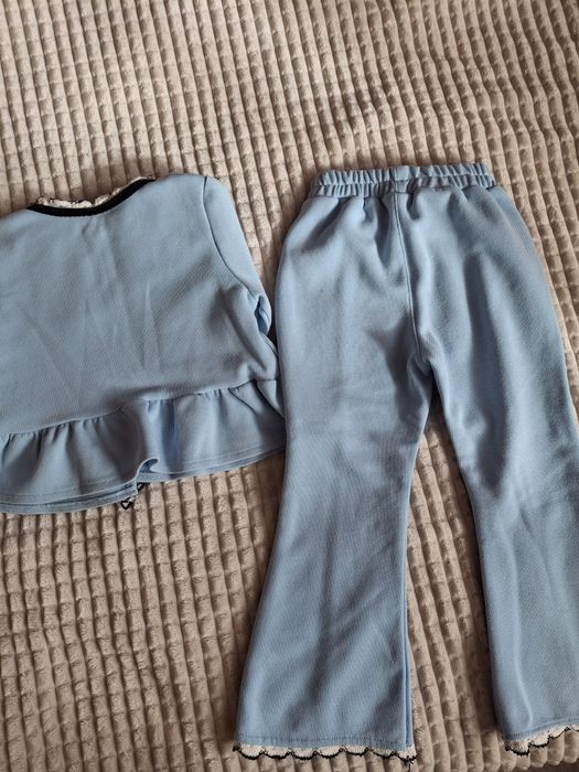 Костюмчик для дівчинки