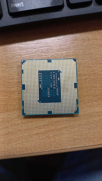 Intel Core i3-4330 3.5 GHz LGA1150 + chłodzenie