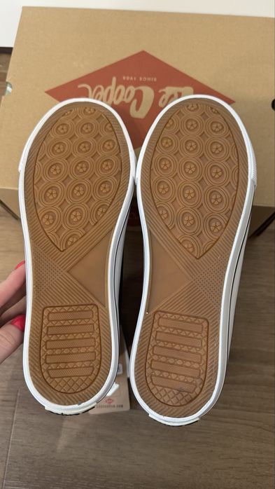 Czarne trampki damskie Lee Cooper – koturn, eko-skóra | nowe roz. 38