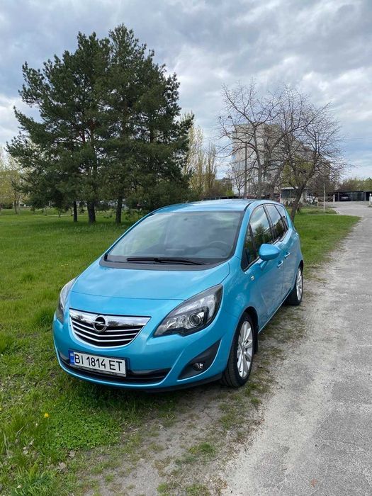 Продаж Opel Meriva 2010
