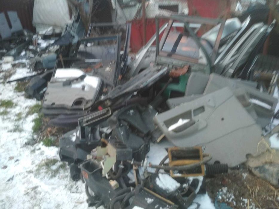 уаз патріот різне