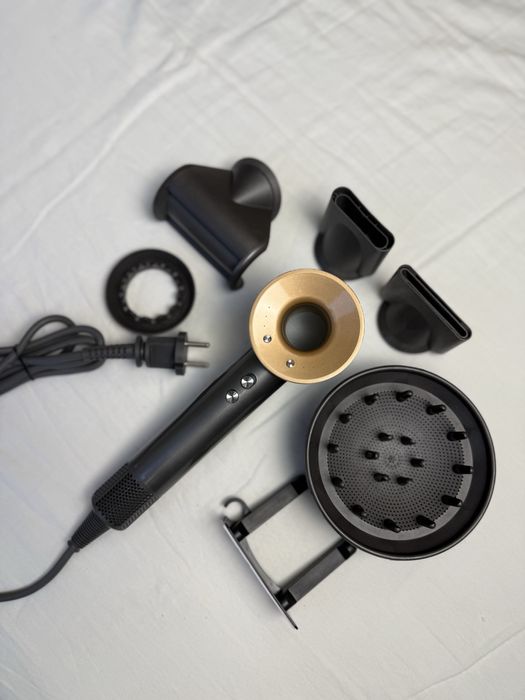 Dyson Supersonic фен для волосся — 5 насадок, 12 кольорів, новий