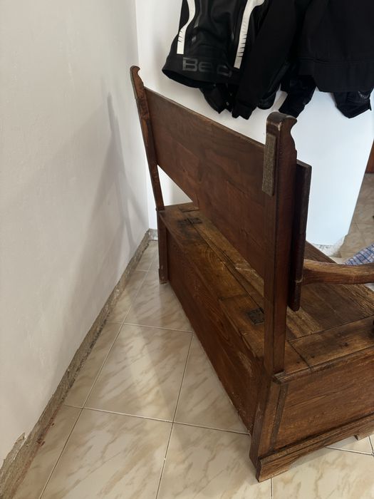 Cadeirão com arrumo