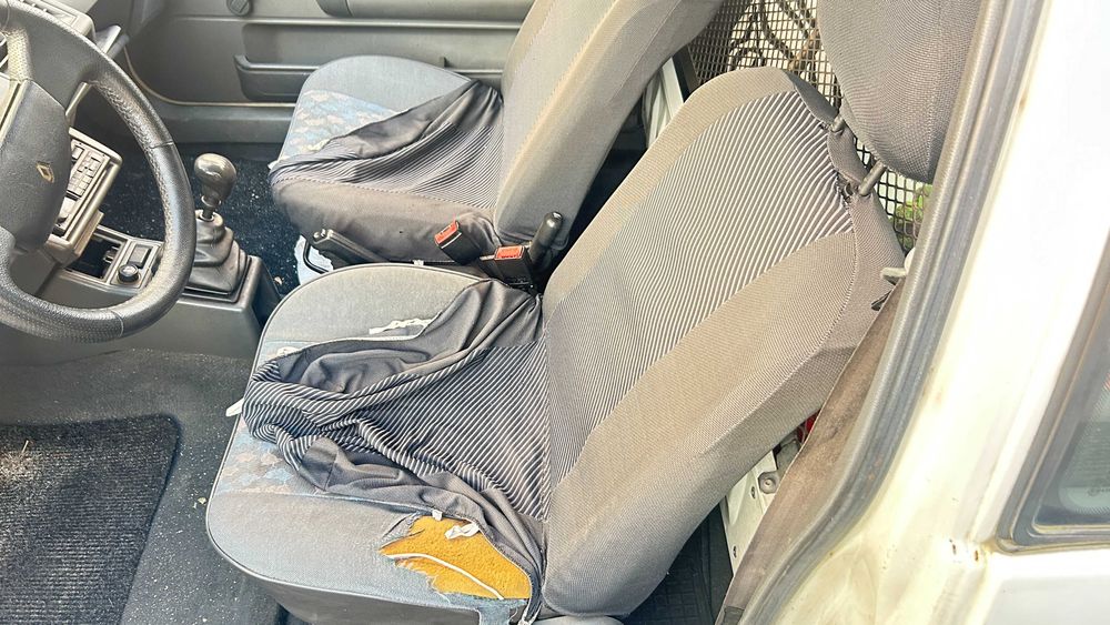 Renault Clio 1.9 D Só Para Peças