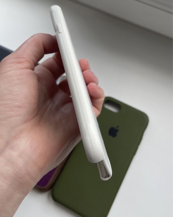Чехлы для iPhone 7