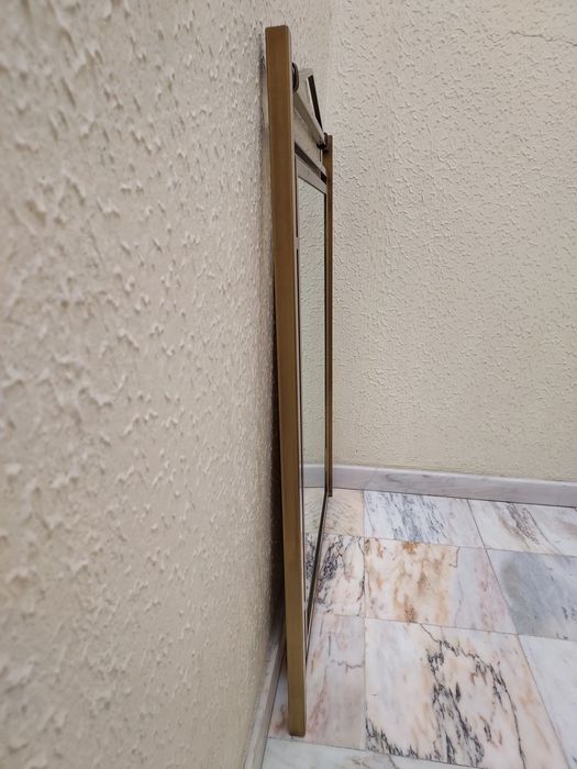 Espelho Moldura Ferro Dourado