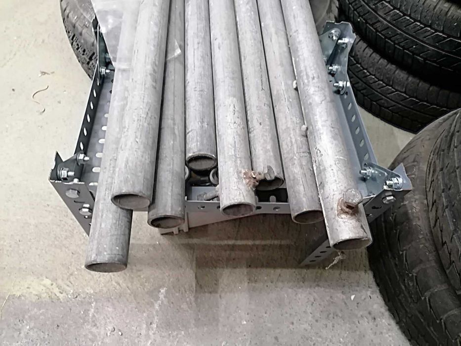 suporte para holofotes 9 tubos ferro c/3 metros e 8 suportes de roda