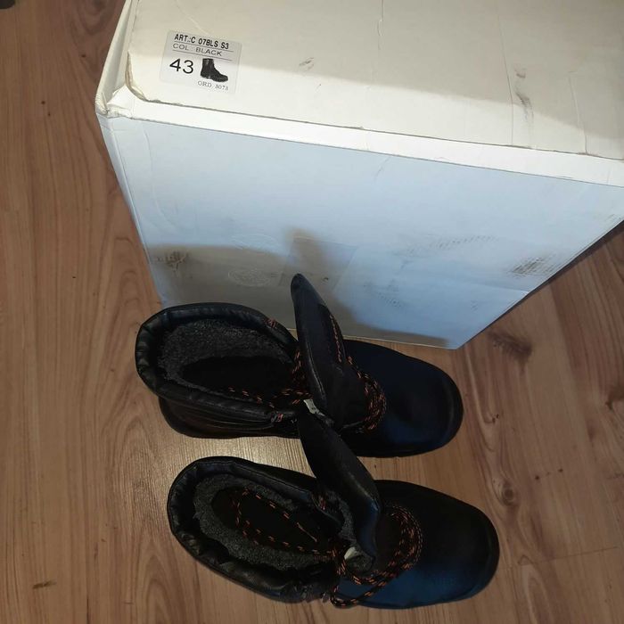 Buty robocze PROTECT SNOW C07 S3 SRC CI, rozmiar 43
