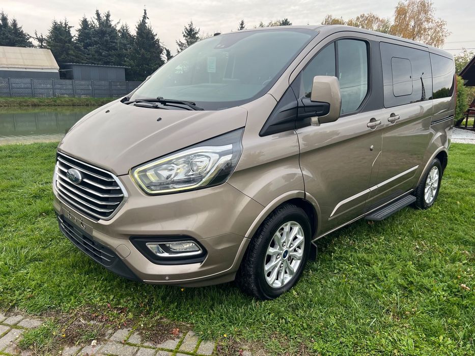 Ford Tourneo Custom