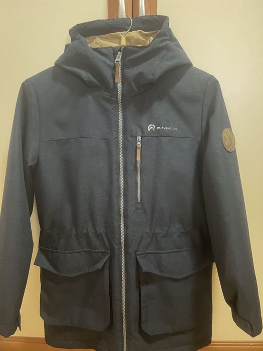 Продам весняну куртку Outwenture