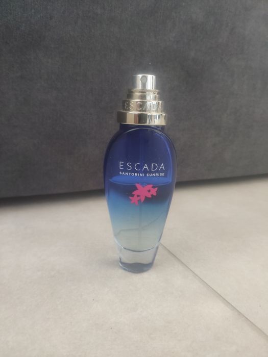 Woda toaletowa Escada