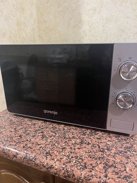 Мікрохвильова піч Gorenje MO 17E1W