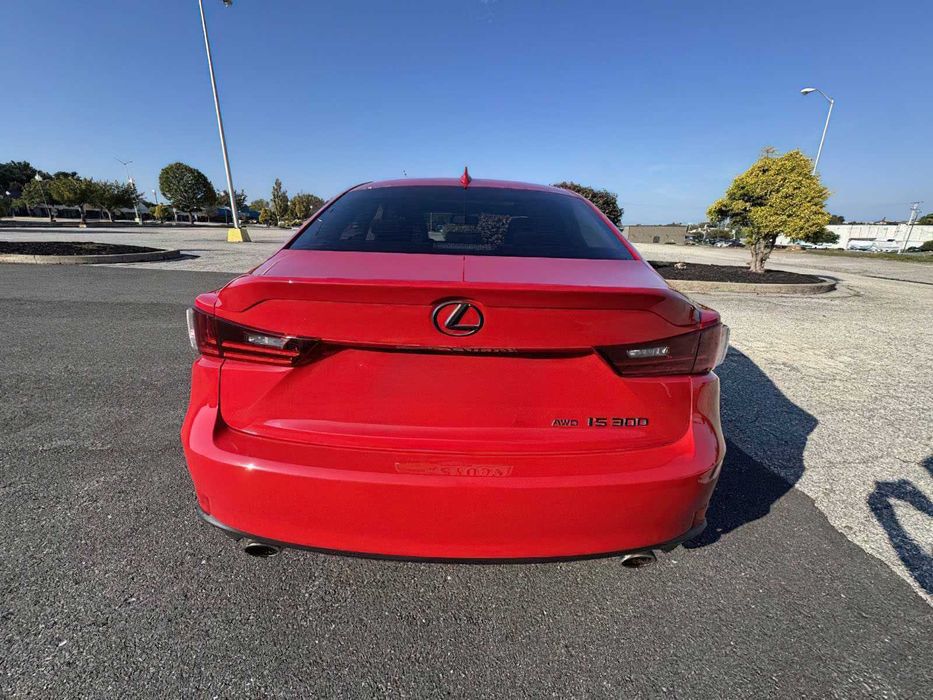 Lexus IS 300      2016