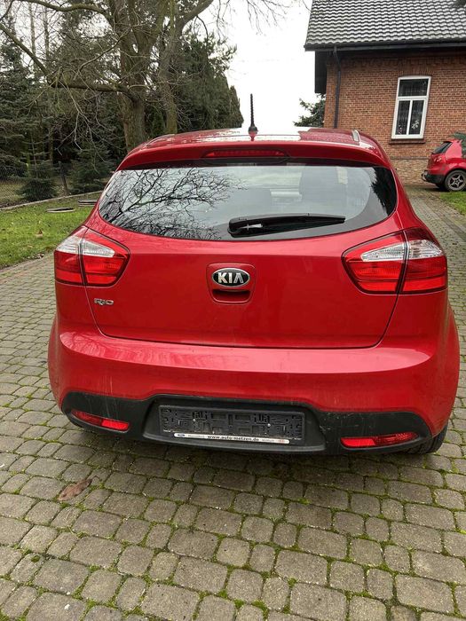 Kia RIO rok 2013 benzyna