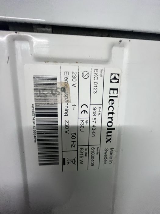 Kuchenka Electrolux elektryczna 60cm |12msc |Dobry stan |Dowóz