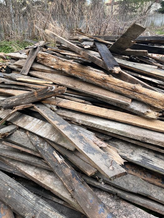Drewno z rozbiórki