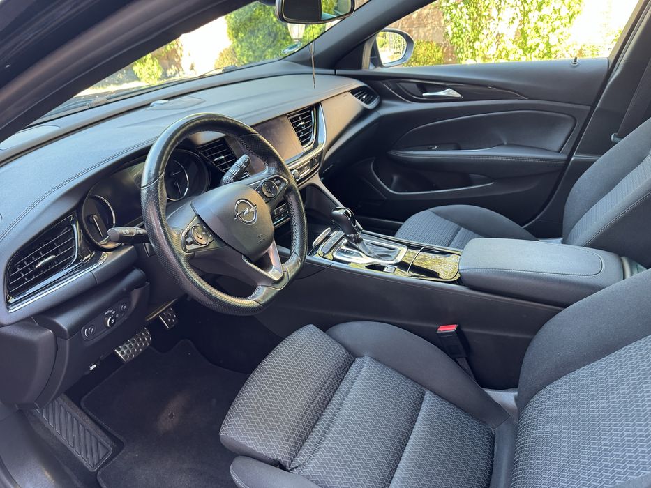 Opel Insignia 2022