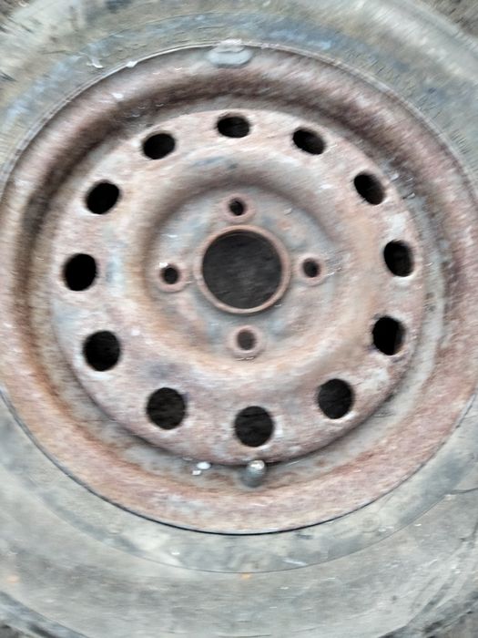 Диски фирменные форд  r 13 108/4