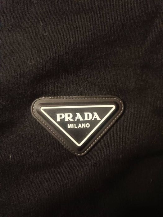 Кофта чорна PRADA