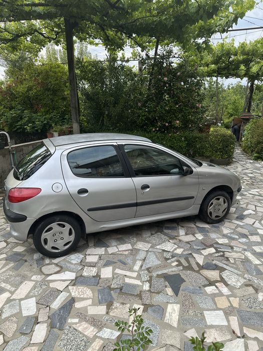 Peugeot 206 1100cc