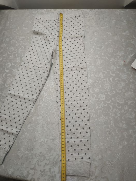 Legginsy termoaktywne nowe 134 140