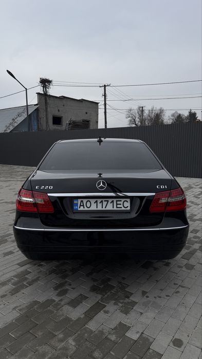Mercedes-Benz E-Class W212