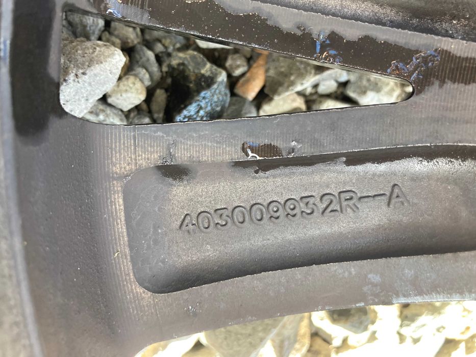 alufelgi 4szt renault 5x114,3 7j r19 et40