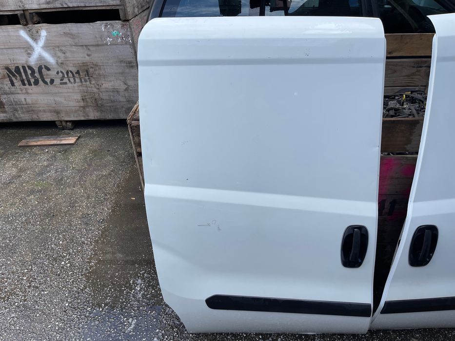 Porta Lateral Opel Combo D Ano 2012 a 2018