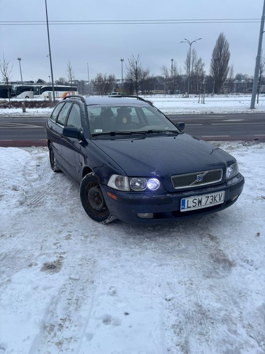 Volvo  v40 2.0 T LPG+HAK