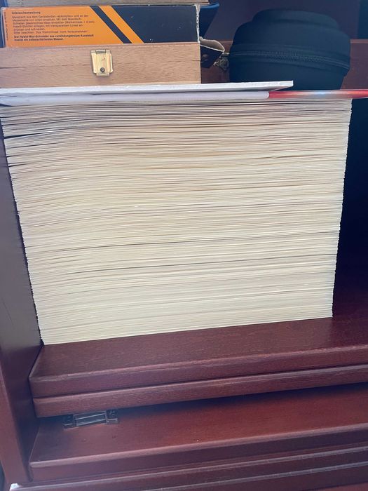 Folhas LINDNER - LOTE 395 folhas - Sistema T/Branco - 18 furos