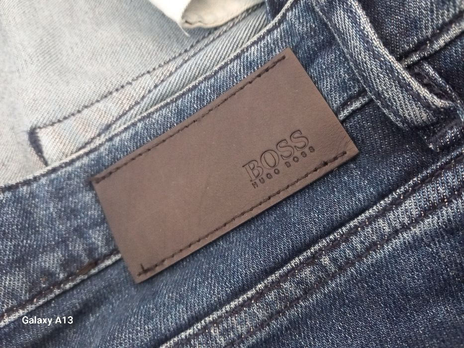 Hugo Boss spodnie męskie 33/30