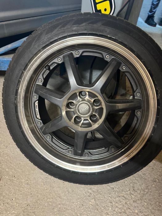 Jantes DOTZ 5x100 r17 + pneus