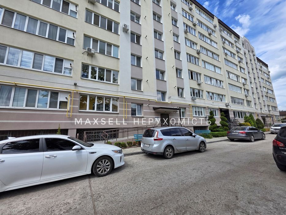 Продам 2-рівневу квартиру в елітній новобудові в центрі міста