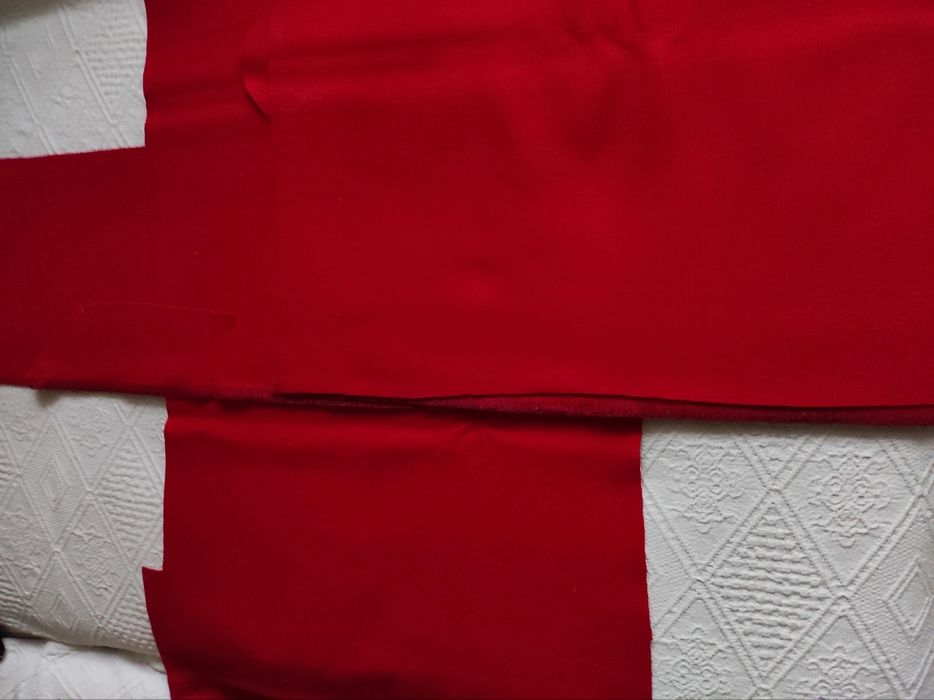 Відрізи тканин Гіпюр