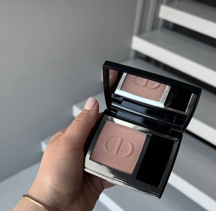 Румяна Dior rouge blush