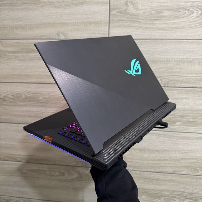 Ігровий ноутбук Asus Rog Strix G15 Rtx 2060, i7 9750, 240Hz