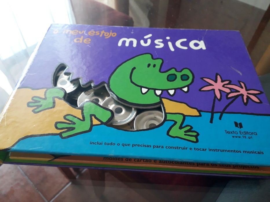 «O meu estojo de música»