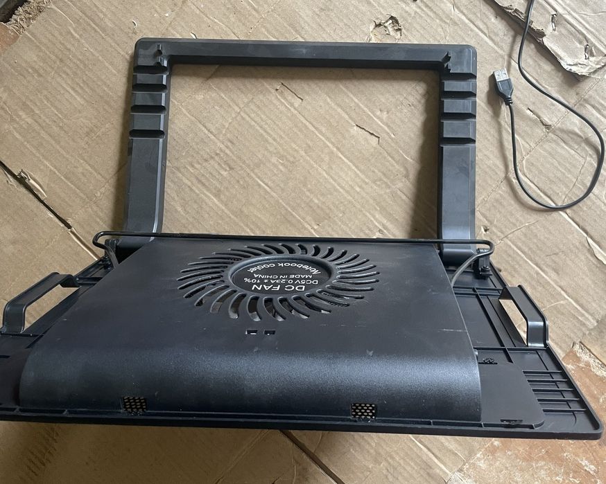 Охлаждающая подставка для ноутбука с USB хабом