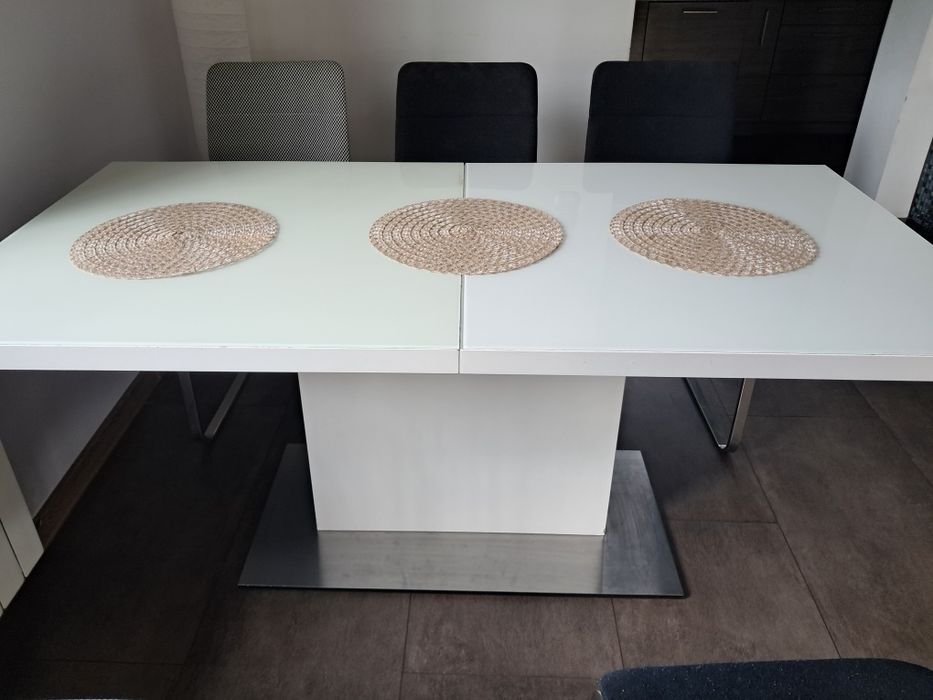 Stol 180x90 po rozlozeniu 230x90