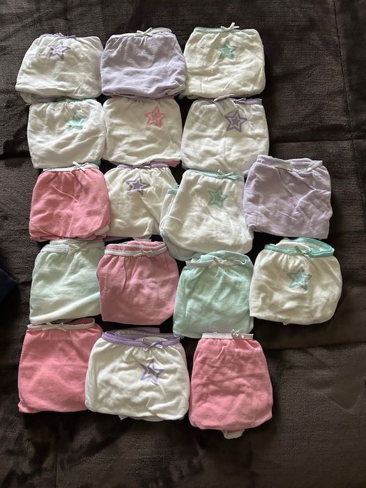 Roupa interior para menina tamanho 12 anos